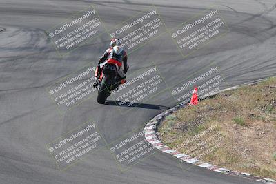 media/Apr-20-2025-AHRMA (Sun) [[393a79c373]]/Race/group 10 early race/Turn 4b/
